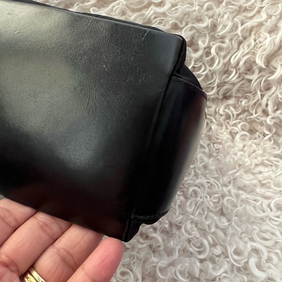 🌟⭐️✨ HOST PICK ⭐️🌟✨ Prada Shoulder bag with wallet - Picture 12 of 17